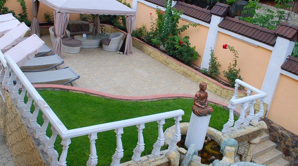 Shadow Boutique Hotel&Spa Chişinău Extérieur photo