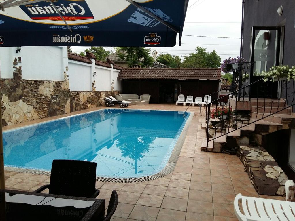 Shadow Boutique Hotel&Spa Chişinău Extérieur photo