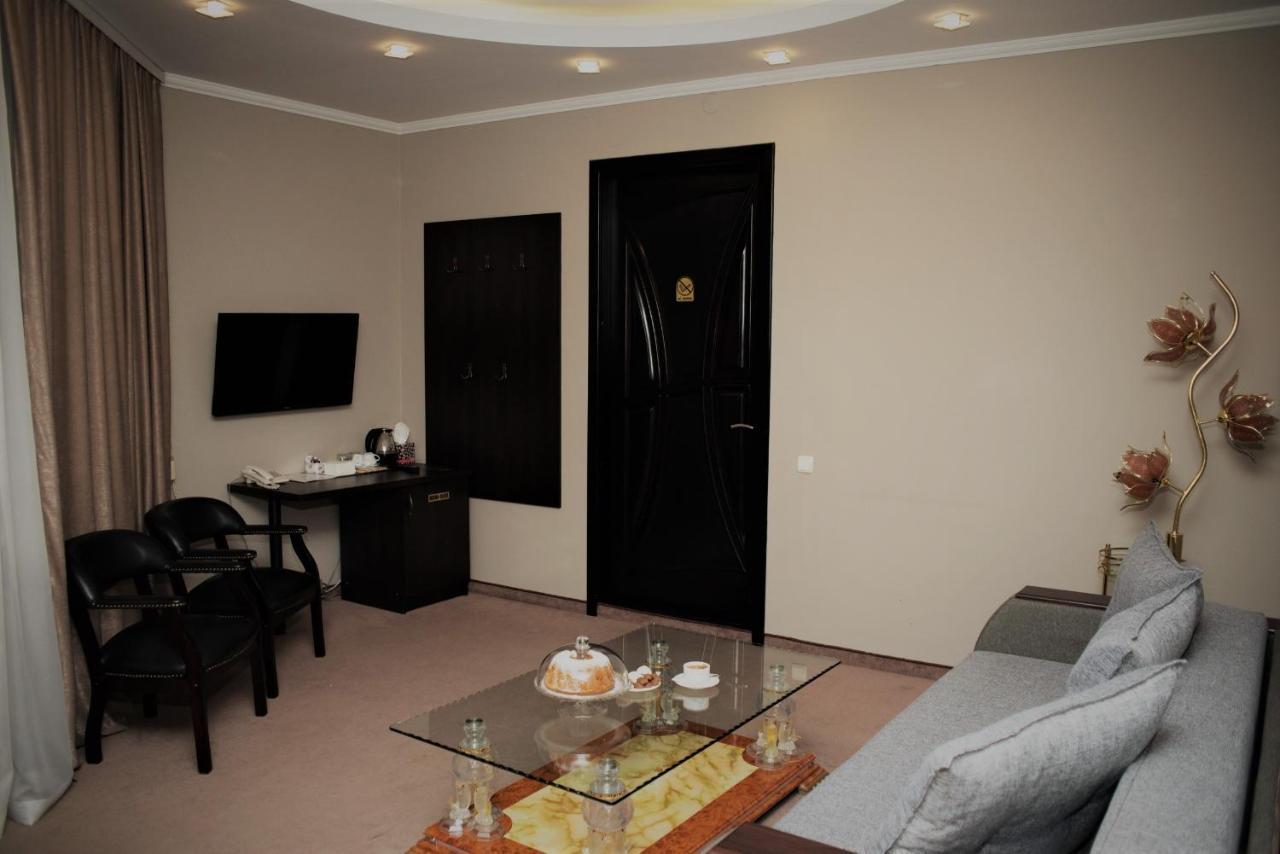 Shadow Boutique Hotel&Spa Chişinău Extérieur photo
